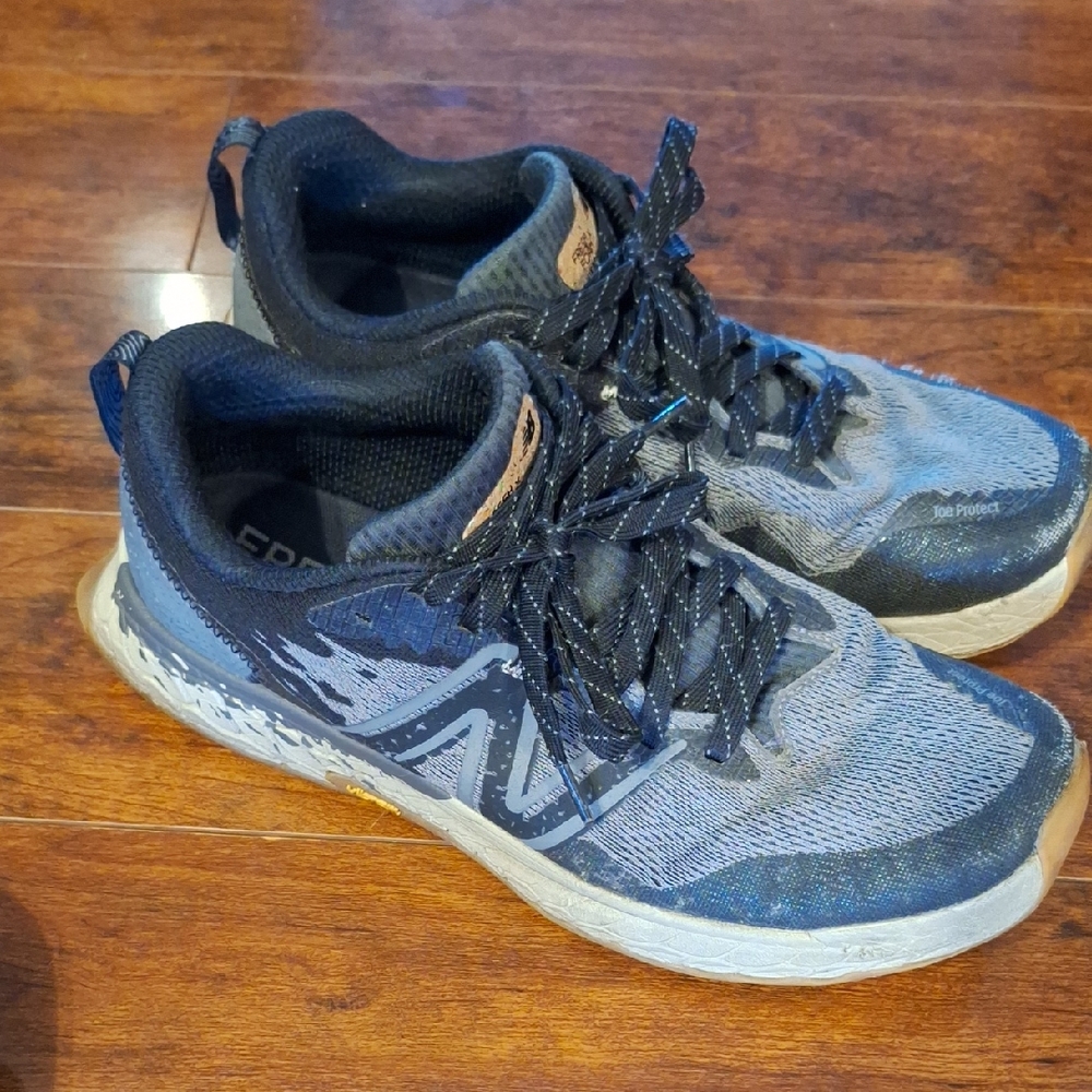 New Balance 10.5D Men's MTHIERK7 trail running shoes